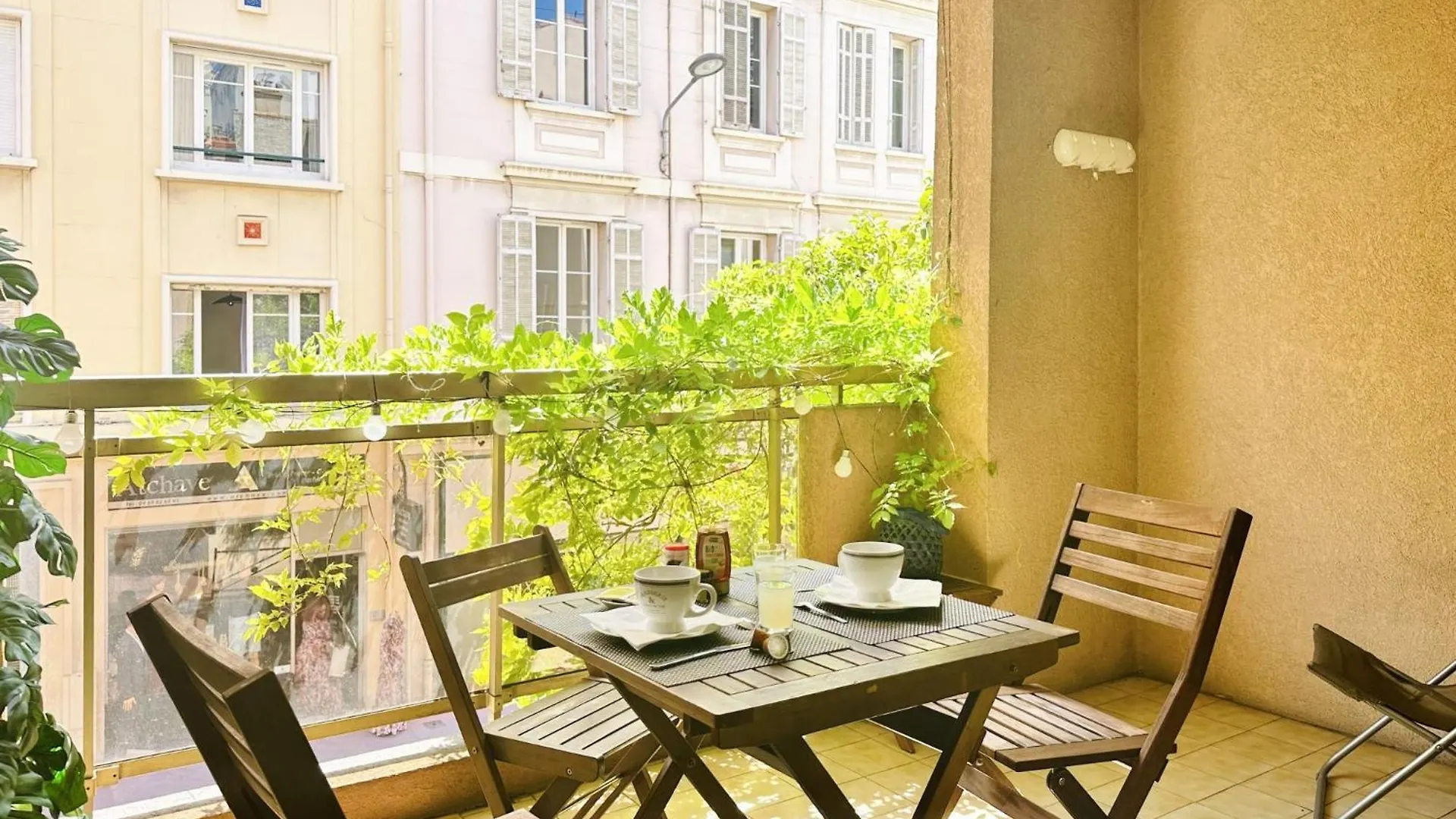 L'Azur - 3 Pieces Centre Cannes - Terrasse 0*,  Франция